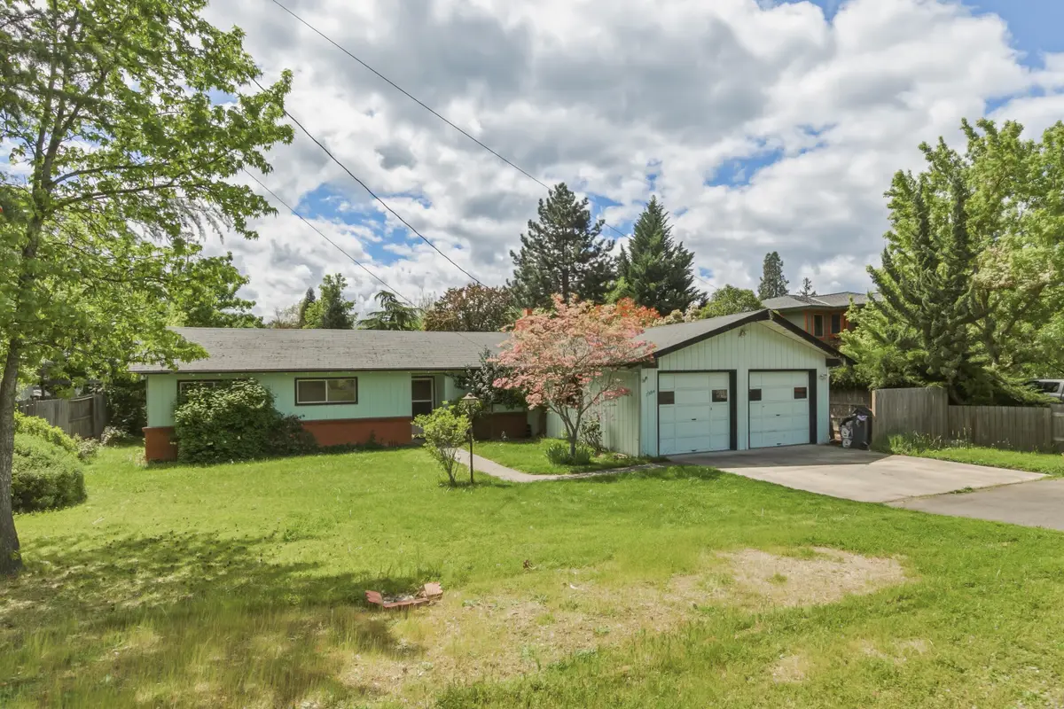 1984 Woodlawn Drive, Medford, OR 97504 - #1