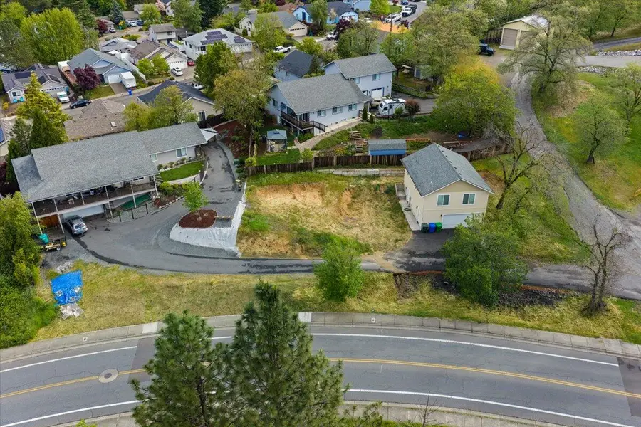 416 SE Grandview Avenue #A, Grants Pass, OR 97527 - #3