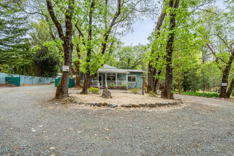 7771 Monument Drive, Grants Pass, OR 97526 - #2