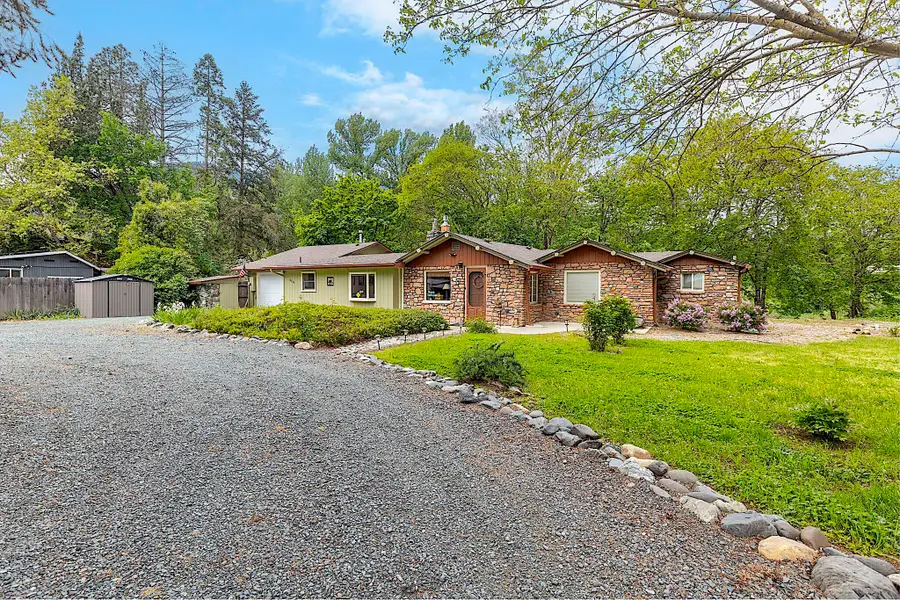 8720 Rogue River Highway, Grants Pass, OR 97527 - #2