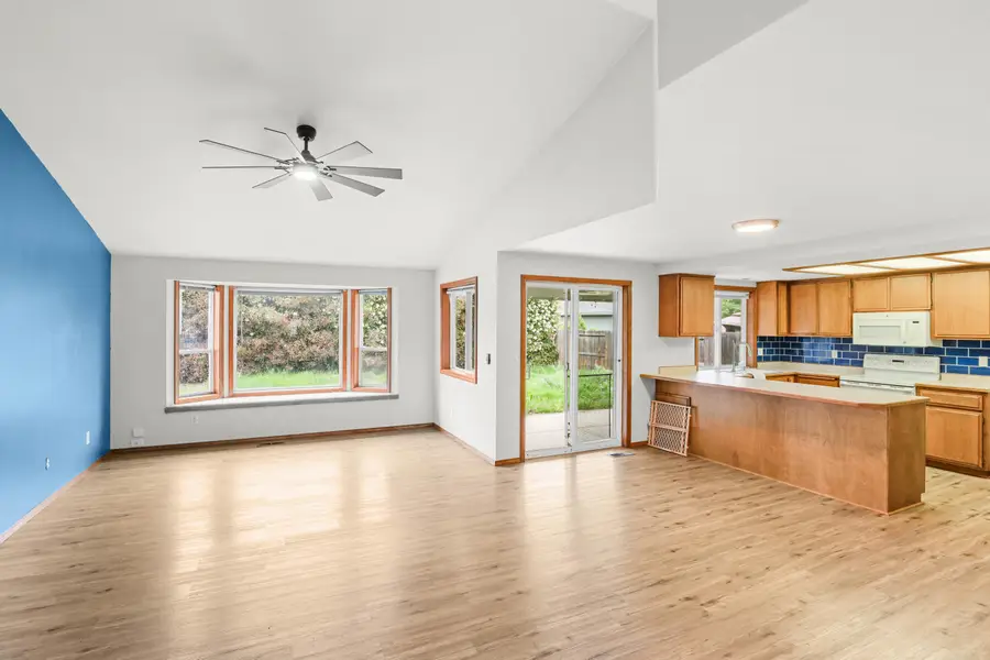 540 Jeanette Avenue, Medford, OR 97501 - #2