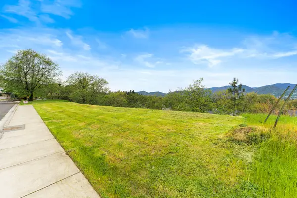 2237 SE Linden Lane, Grants Pass, OR 97527