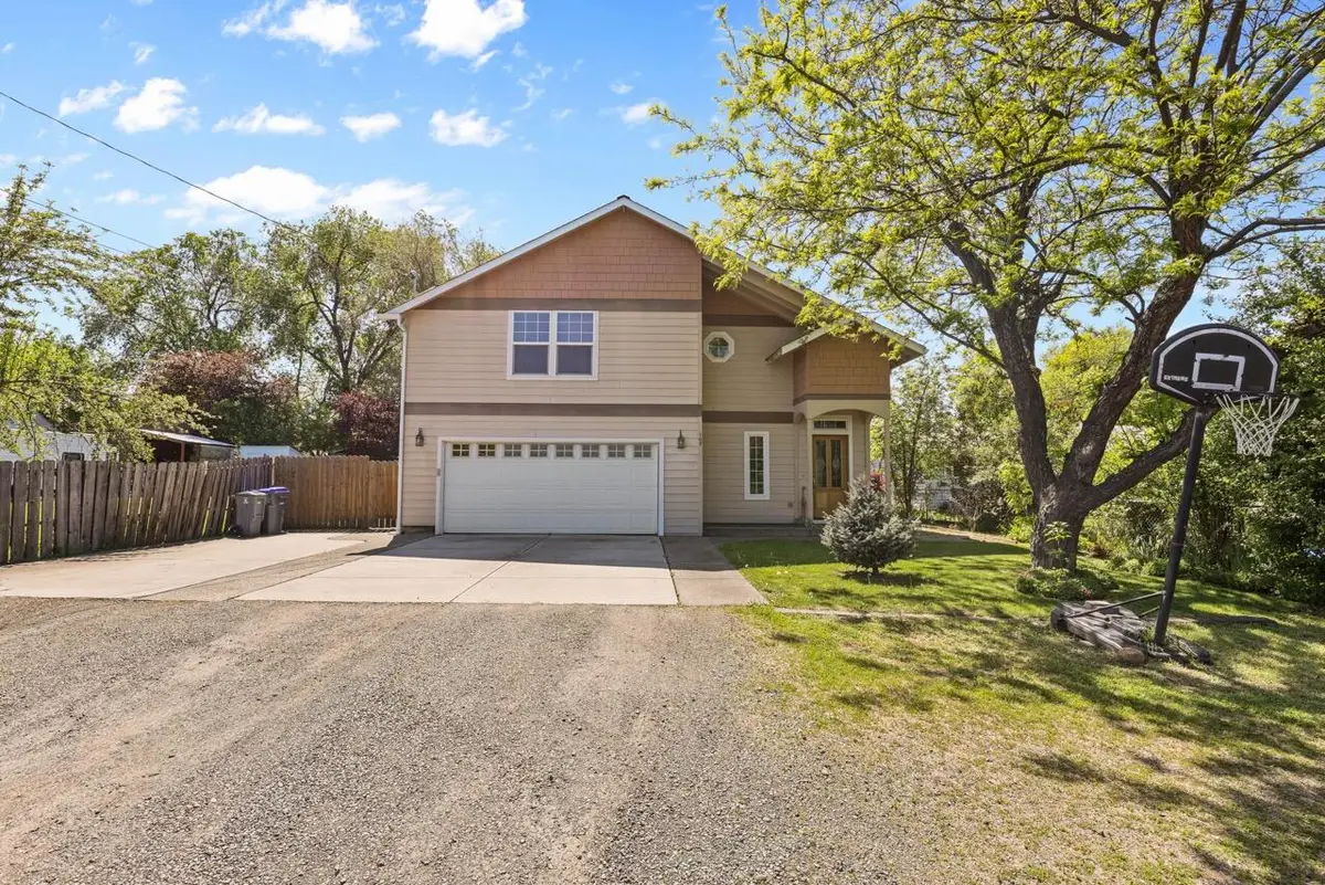 107 N 1st Street, Talent, OR 97540 - #1