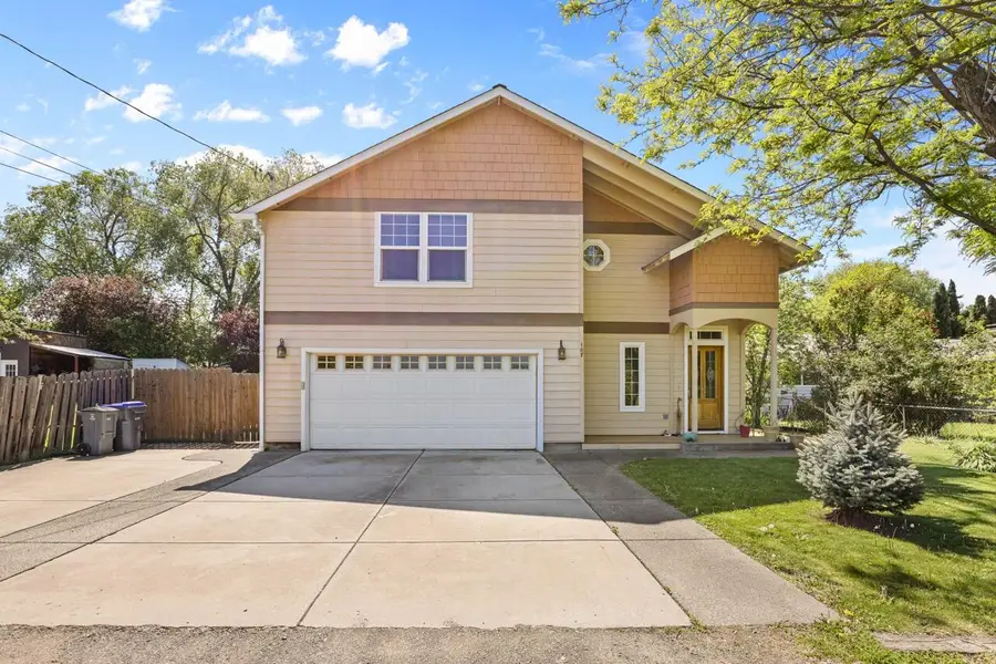 107 N 1st Street, Talent, OR 97540 - #2