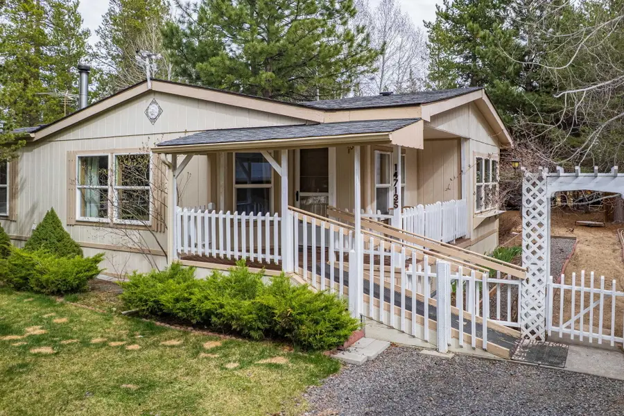 147135 Bills Road, Gilchrist, OR 97737 - #2