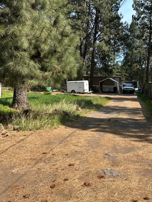 19375 Indian Summer Road, Bend, OR 97702
