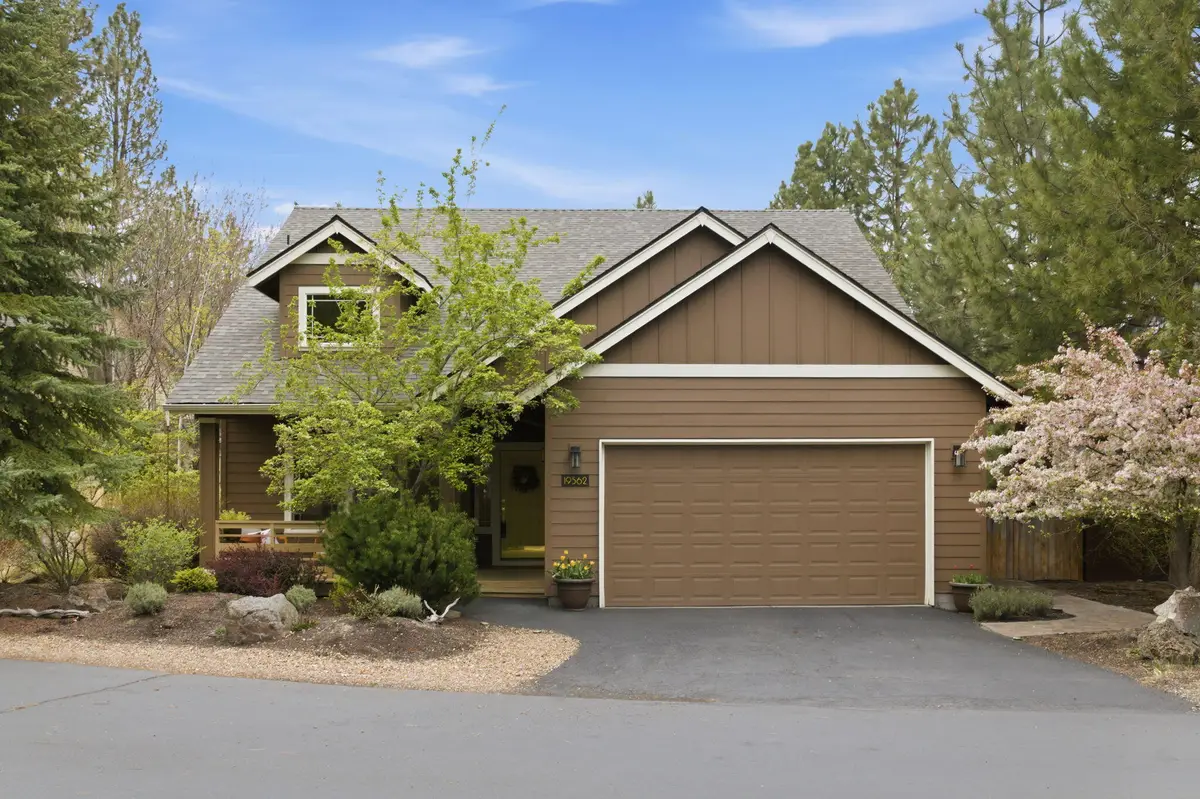 19562 Meadowbrook Drive, Bend, OR 97702 - #1