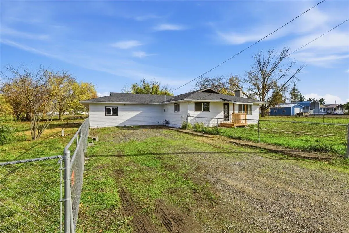 5156 Peace Lane, Central Point, OR 97502 - #1