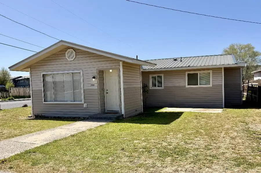 596 SW Madison, Madras, OR 97741 - #2