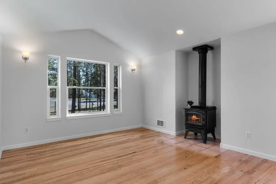55647 Swan Road, Bend, OR 97707 - #3