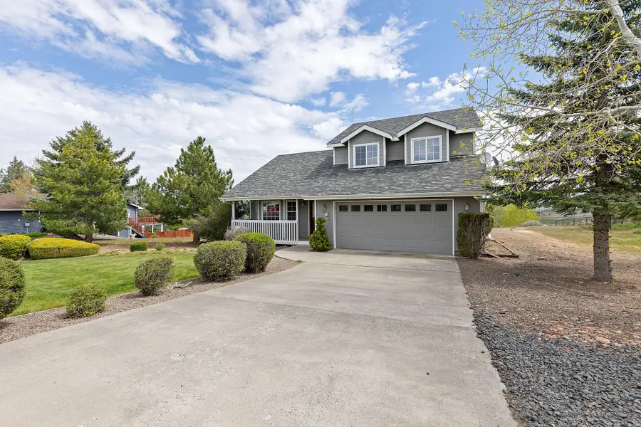 1917 NE Squire Drive, Madras, OR 97741 - #2
