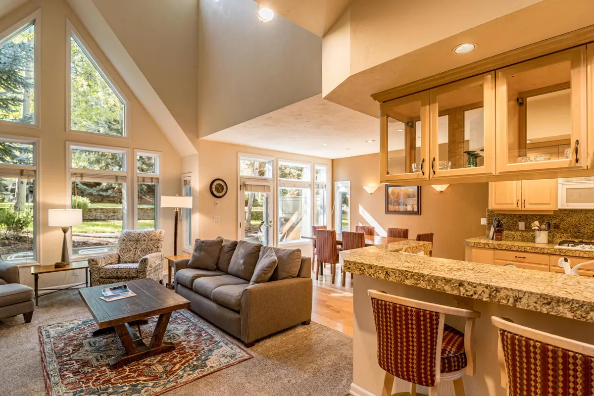 57022 Peppermill Circle #21-D, Sunriver, OR 97707 - #1