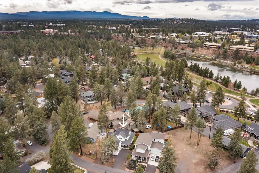 61661 Woodriver Drive #1-2, Bend, OR 97702 - #2