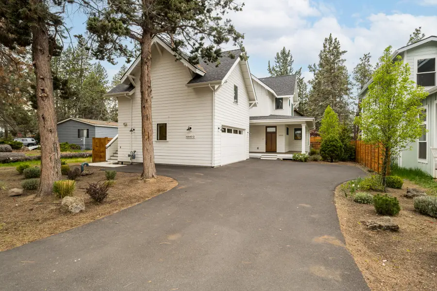 61661 Woodriver Drive #1-2, Bend, OR 97702 - #3