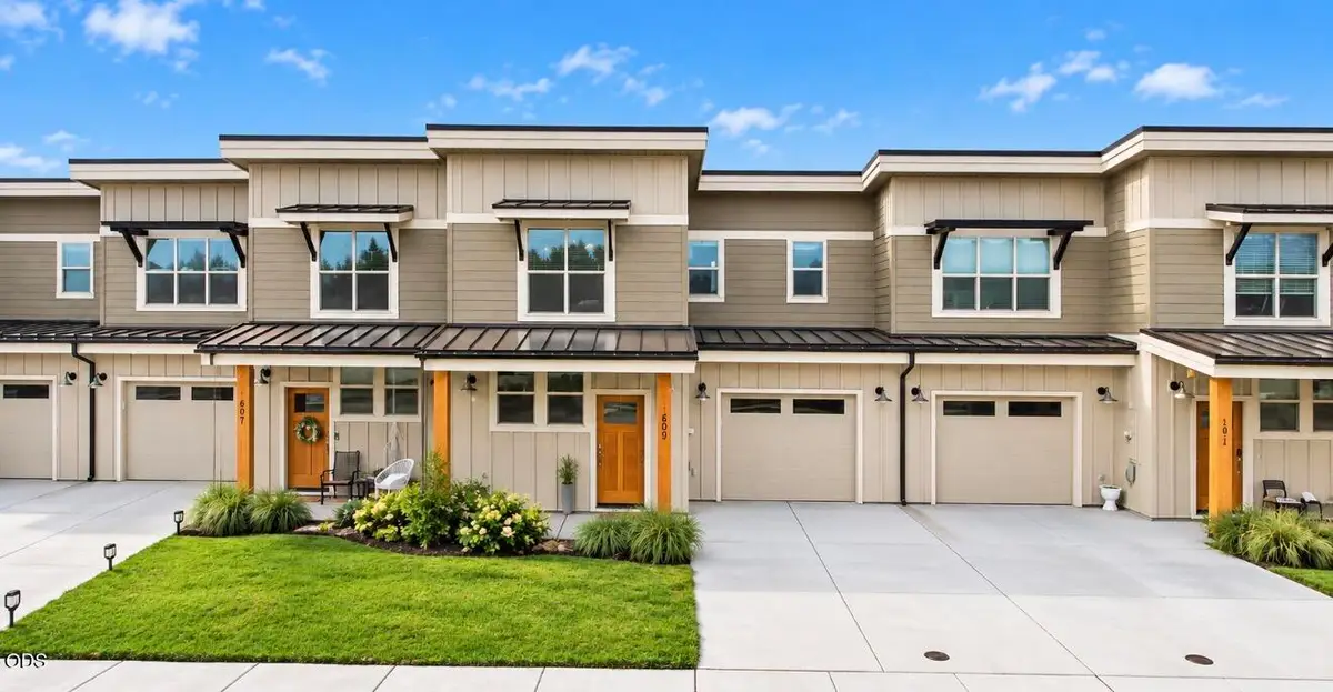 3610 SW Badger Avenue, Redmond, OR 97756 - #1