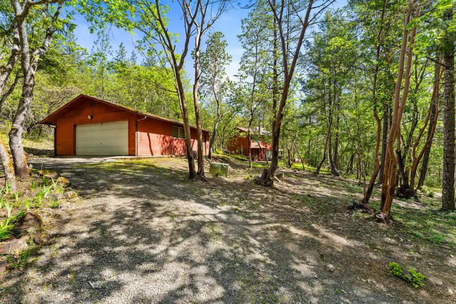 1610 Jumpoff Joe Creek Road, Grants Pass, OR 97526 - #3