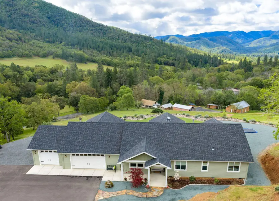 1455 Sardine Creek, Gold Hill, OR 97525 - #2