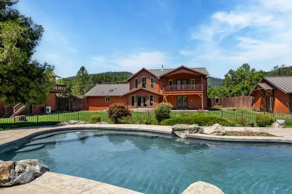 6375 Lake Shore Drive, Selma, OR 97538