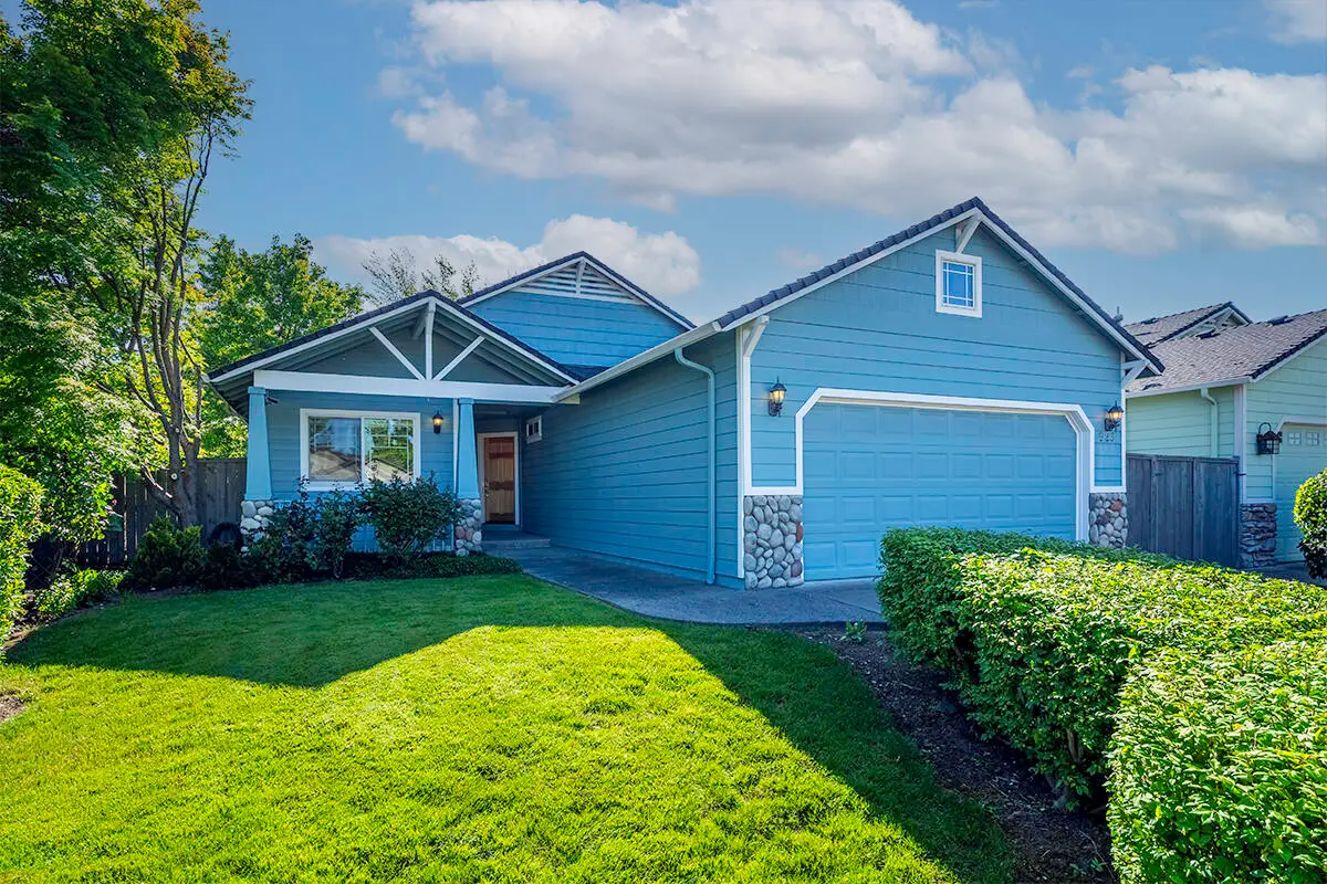 923 Village Circle, Medford, OR 97504 - #1