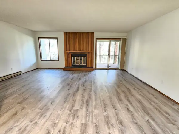821 E Desperado Trail #UNIT 101, Sisters, OR 97759