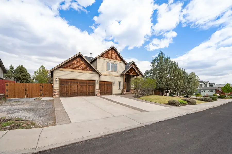3550 SW 36th Place, Redmond, OR 97756 - #2