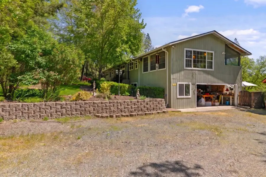 151 Hornet Lane, Grants Pass, OR 97527 - #3