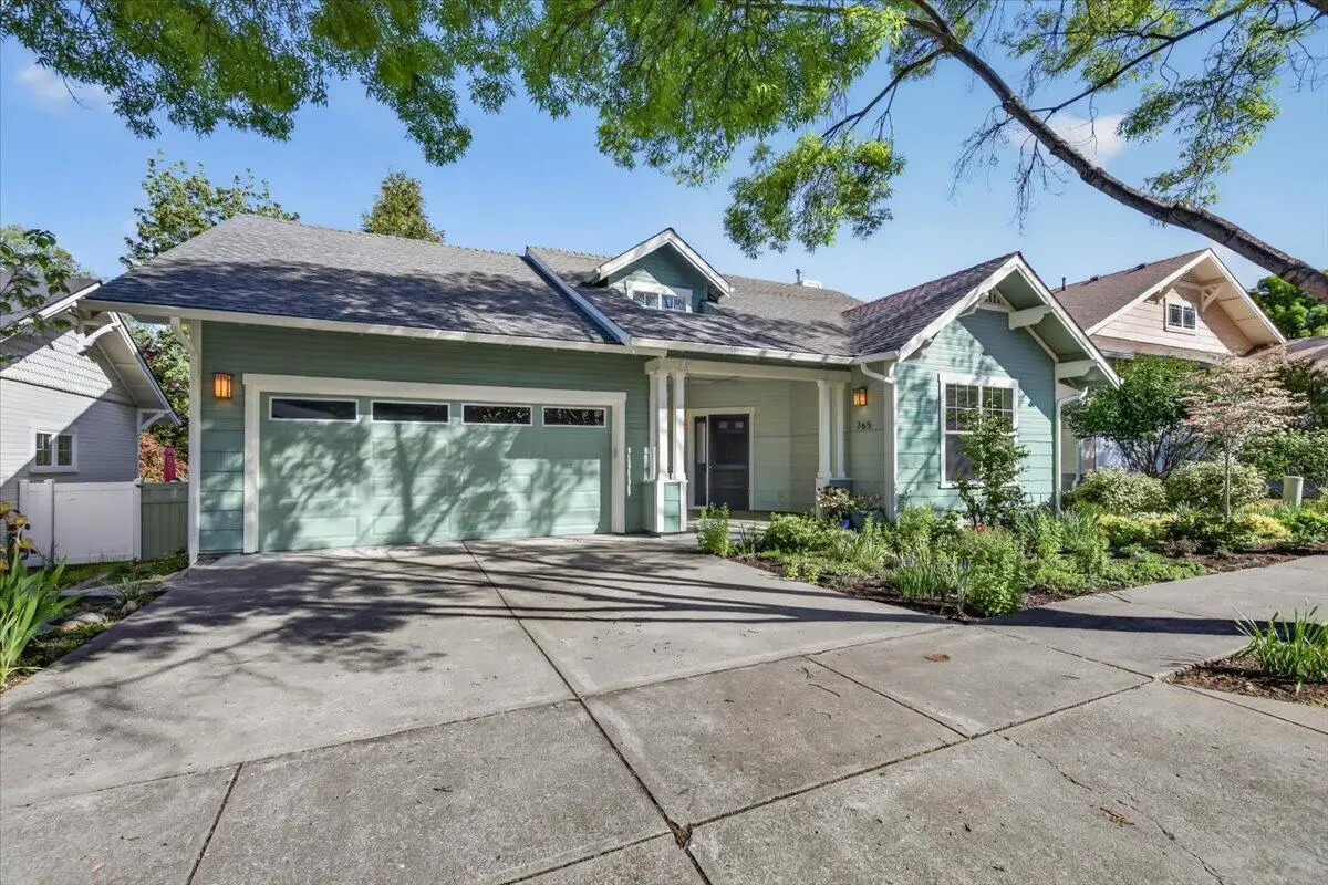 765 Creek Stone Way, Ashland, OR 97520 - #1