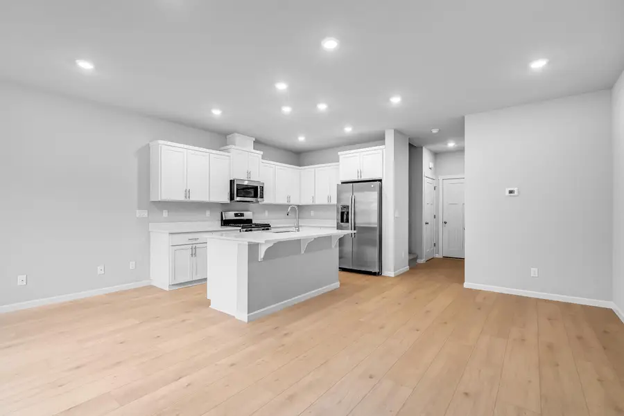 736 NW Varnish Pl, Redmond, OR 97756 - #3