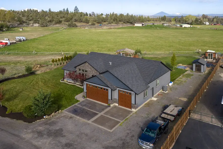 4437 NW Glenn Meadow Loop, Redmond, OR 97756 - #2