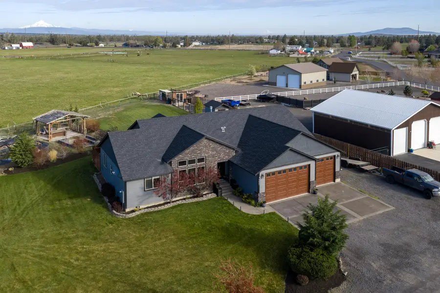 4437 NW Glenn Meadow Loop, Redmond, OR 97756 - #3