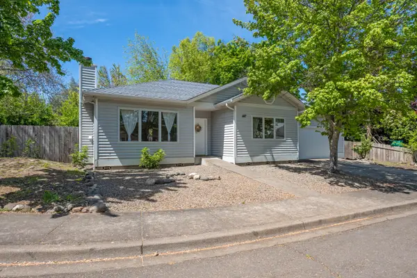 147 Blue Heron Lane, Ashland, OR 97520