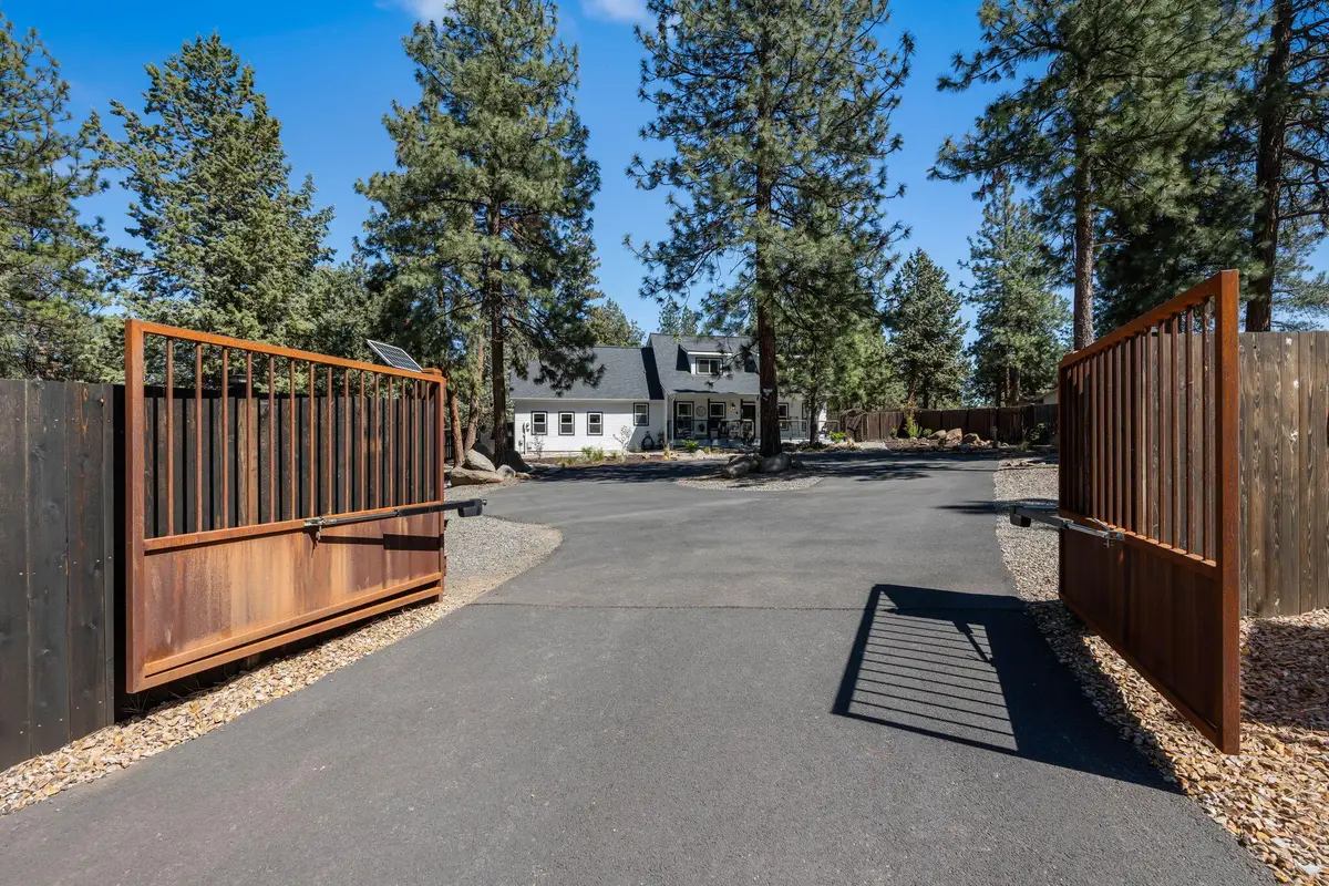 70116 Appaloosa Drive, Sisters, OR 97759 - #1