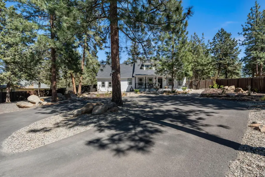70116 Appaloosa Drive, Sisters, OR 97759 - #2