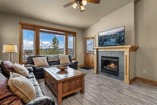 863 SW Blakely Road, Bend, OR 97702