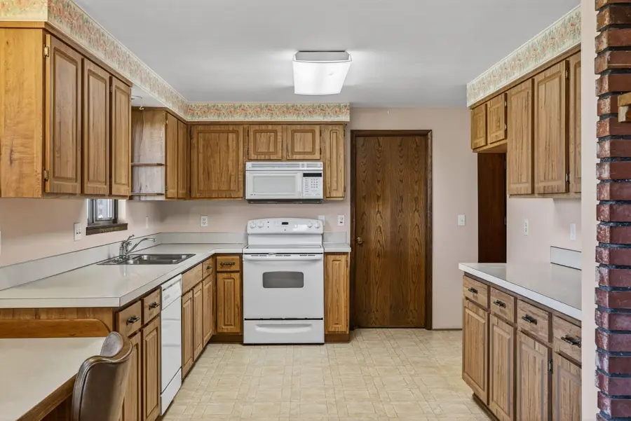 951 SE Rancho Lane, Madras, OR 97741 - #3