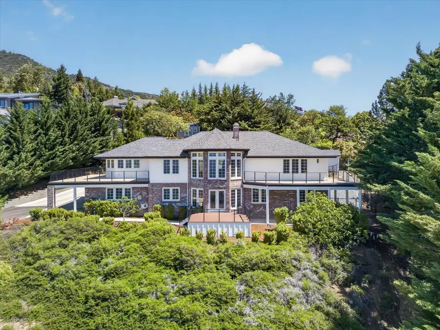 1544 Satellite, Medford, OR 97504 - #3