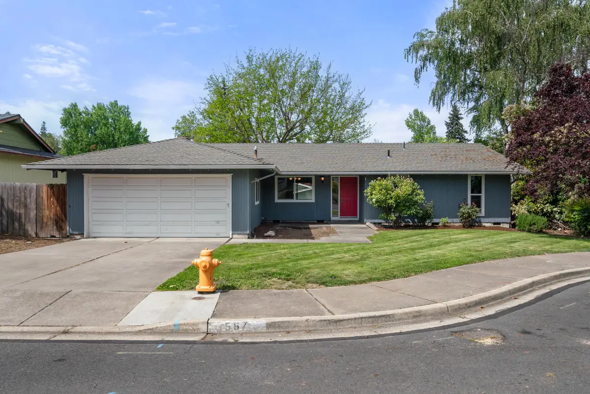 567 N Stoneham, Medford, OR 97504 - #1