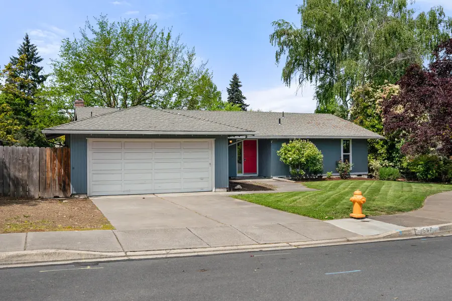 567 N Stoneham, Medford, OR 97504 - #2