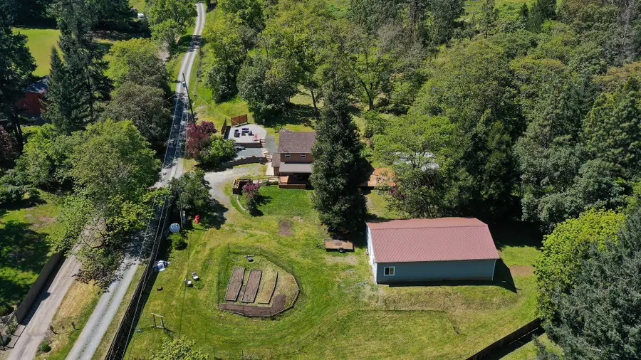 9320 Wagner Creek Road, Talent, OR 97540 - #3