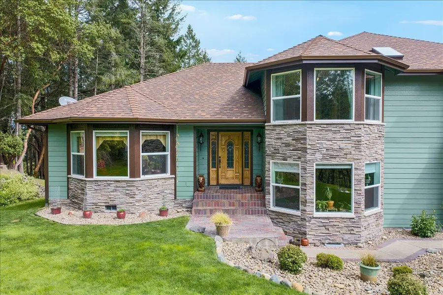 944 Sleepy Hollow Loop, Grants Pass, OR 97527 - #3