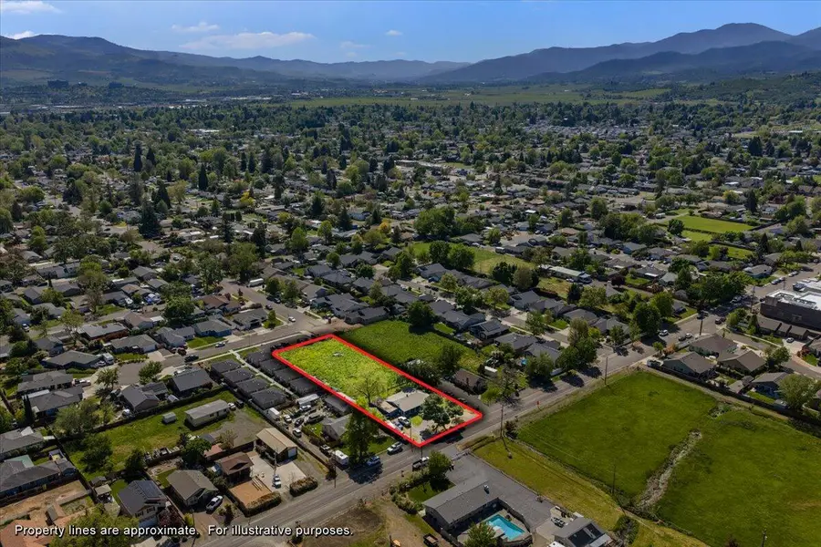 835 Cherry Street, Medford, OR 97501 - #3