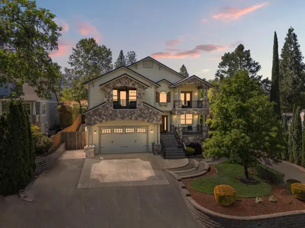 597 Pierce Road, Medford, OR 97504