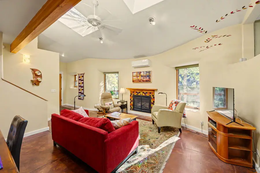 210 Oak Knoll, Jacksonville, OR 97530 - #3