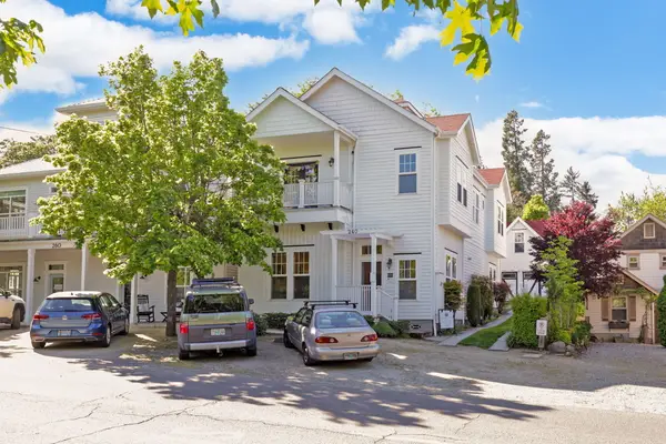 240 S Oregon Street, Jacksonville, OR 97530