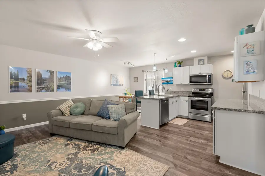 7790 Jacqueline Way, White City, OR 97503 - #3