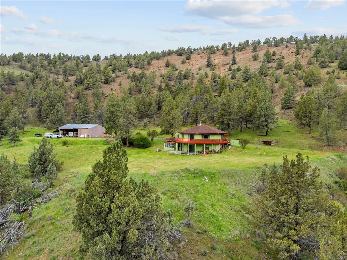 20480 Hwy 395 N, Mount Vernon, OR 97865 - #1