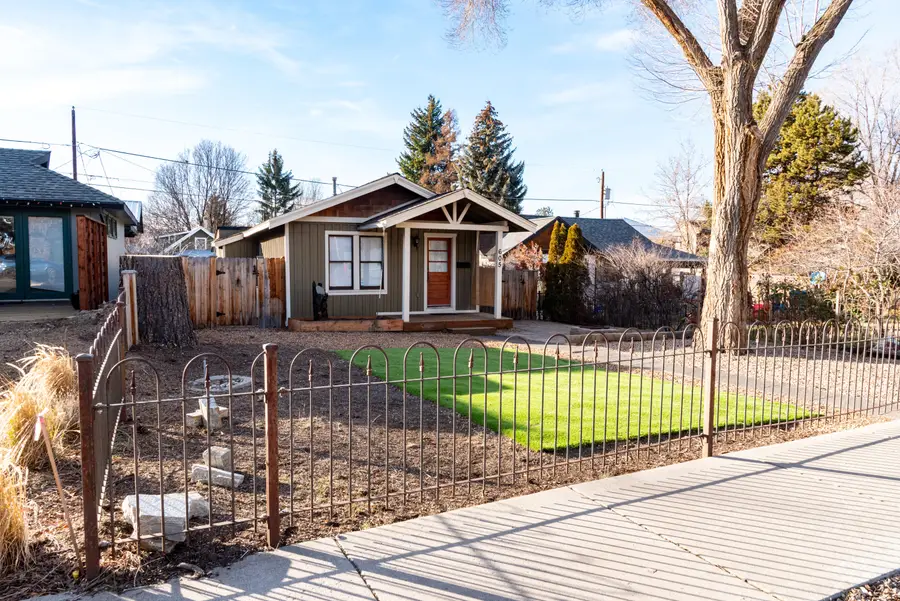 605 NW Delaware Avenue, Bend, OR 97703 - #3