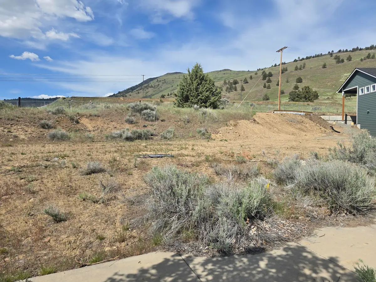 6029 Dove Hollow Drive, Klamath Falls, OR 97603 - #1