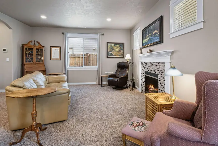 715 N Brooks Camp Road, Sisters, OR 97759 - #3