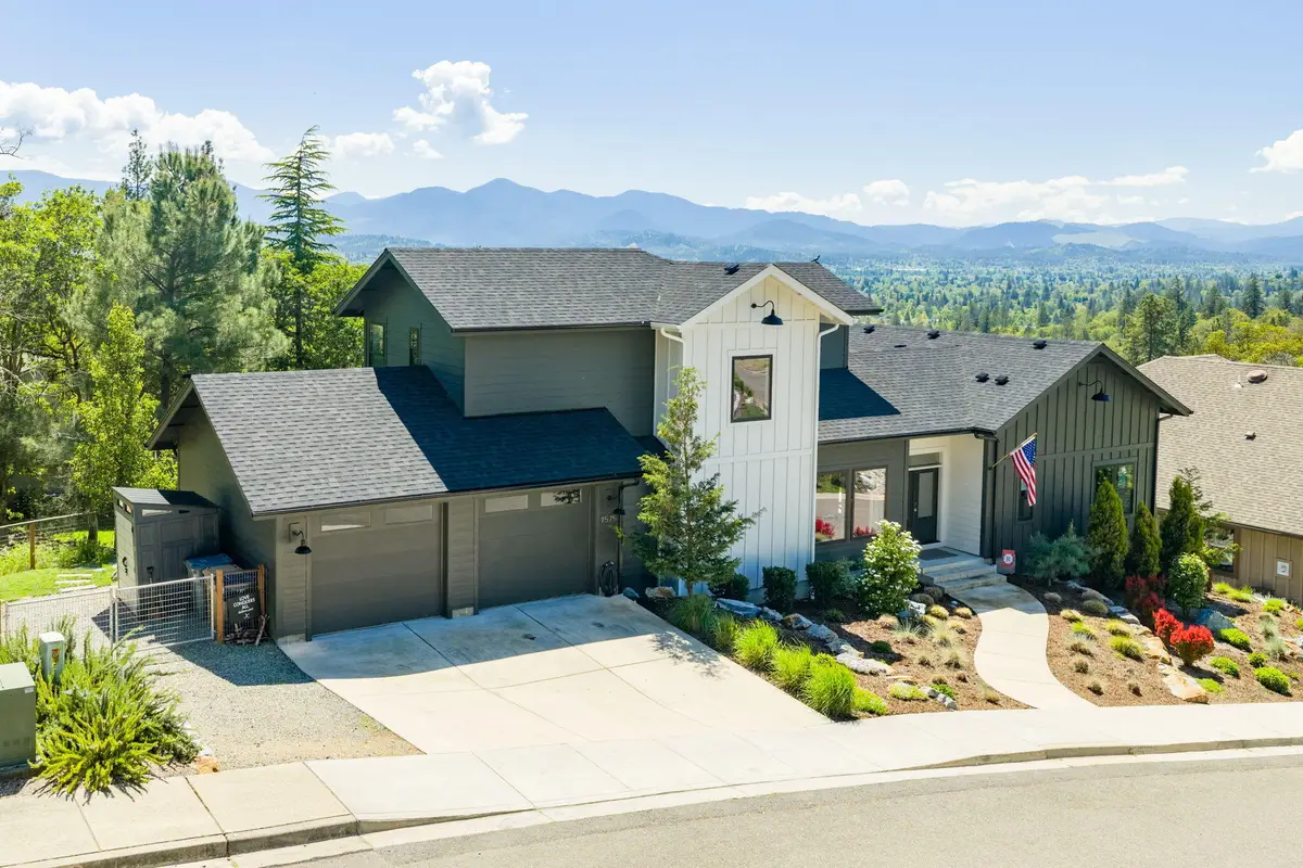 1575 NE Noble Heights, Grants Pass, OR 97526 - #1